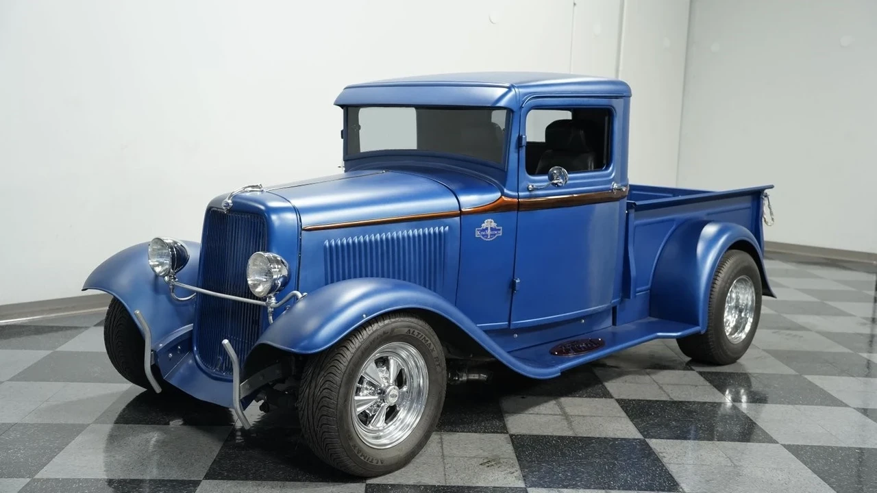 1933 Ford Pickup (1932-1934) - Image 6 of 12