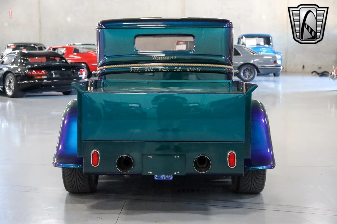 1933 Ford Pickup (1932-1934) - Image 8 of 12