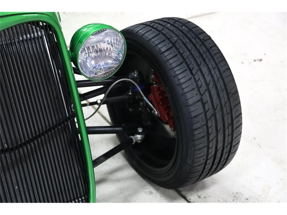 1933 Ford Model 18 & 40 - Image 8 of 31