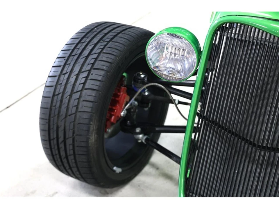 1933 Ford Model 18 & 40 - Image 9 of 31