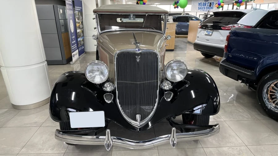1933 Ford Model 18 & 40 - Image 3 of 12