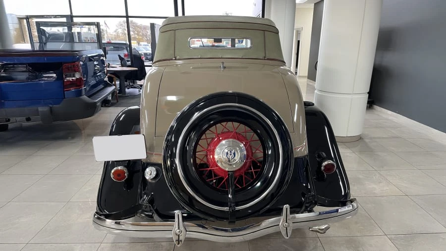 1933 Ford Model 18 & 40 - Image 4 of 12