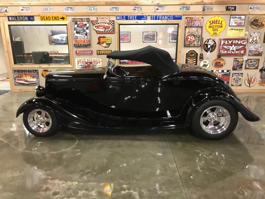 1933 Ford Model 18 & 40 - Image 2 of 10