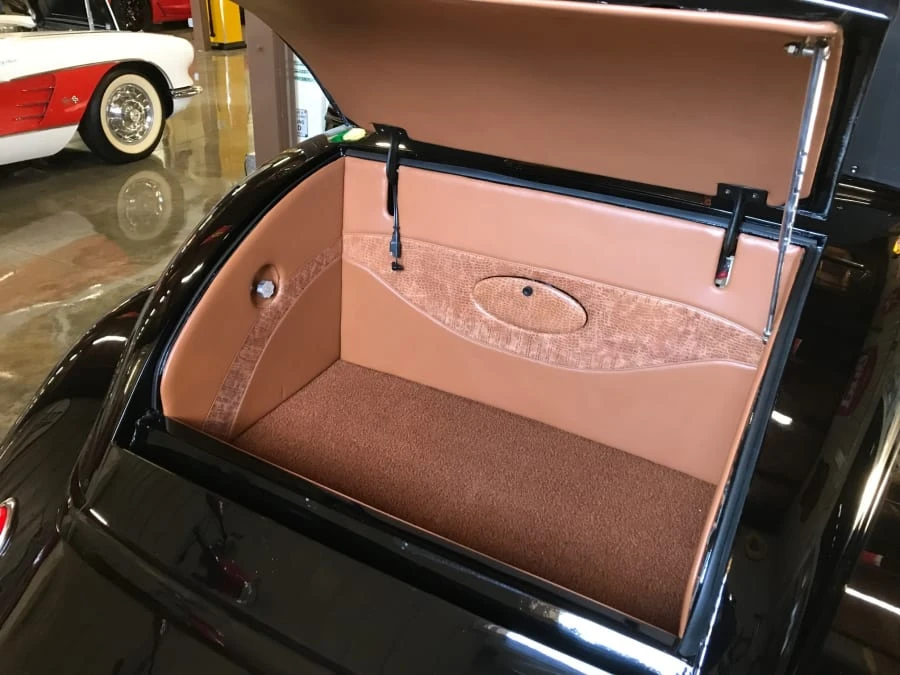 1933 Ford Model 18 & 40 - Image 6 of 10