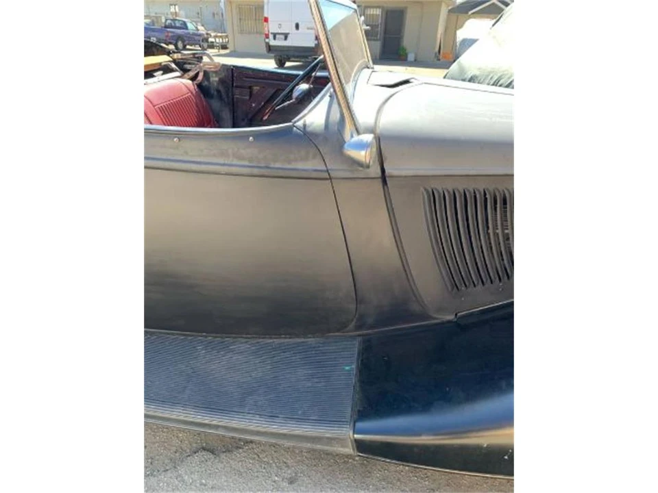 1933 Ford Model 18 & 40 - Image 10 of 17