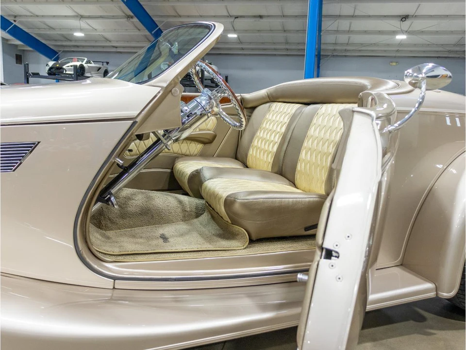 1933 Ford Model 18 & 40 - Image 24 of 31