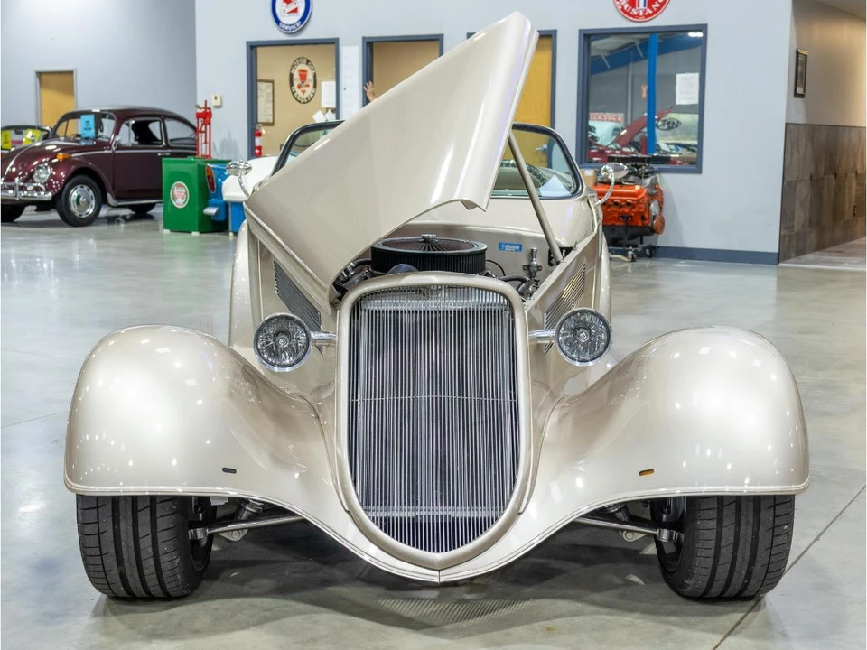1933 Ford Model 18 & 40 - Image 11 of 31