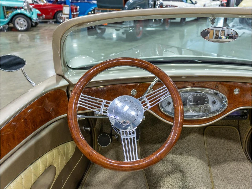 1933 Ford Model 18 & 40 - Image 26 of 31