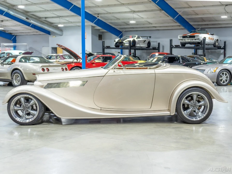 1933 Ford Model 18 & 40 - Image 4 of 21