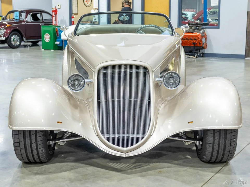 1933 Ford Model 18 & 40 - Image 2 of 21