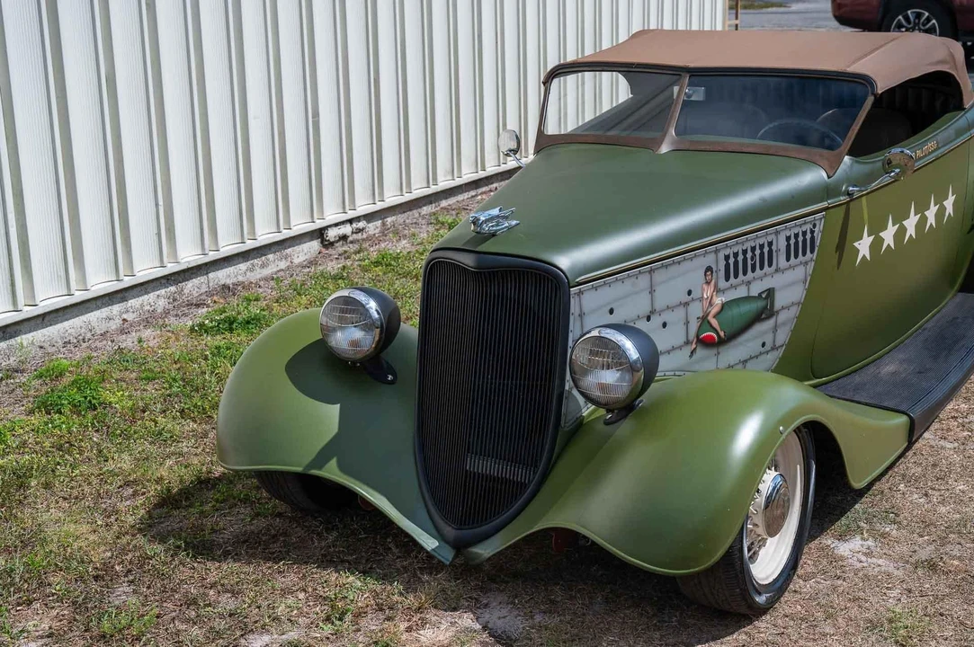 1933 Ford Model 18 & 40 - Image 24 of 31