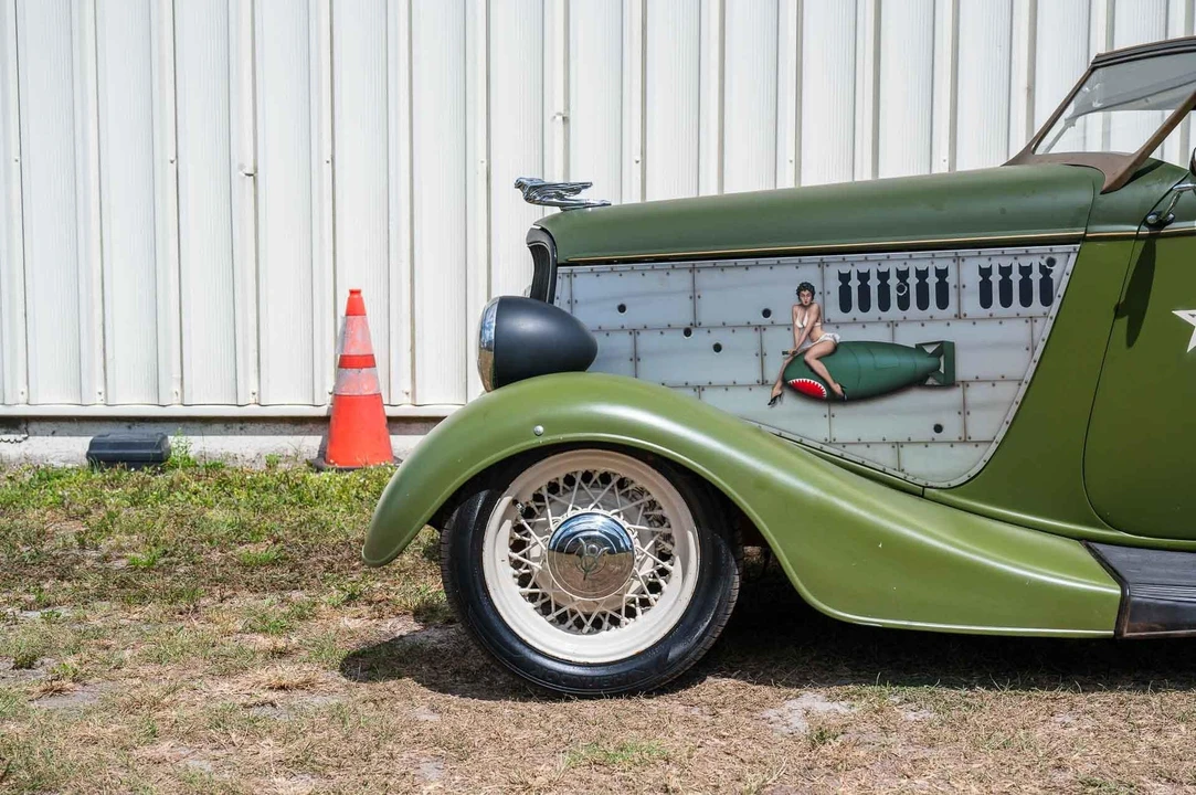 1933 Ford Model 18 & 40 - Image 23 of 31