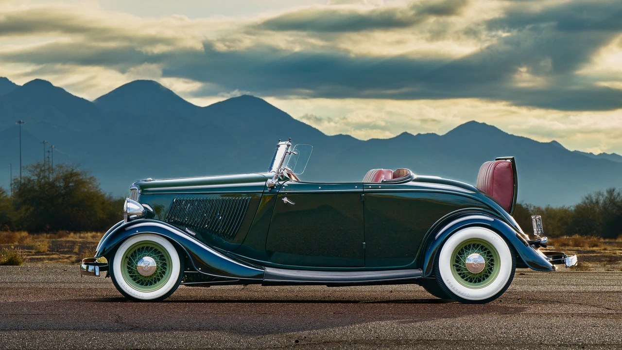 1933 Ford Model 18 & 40 - Image 15 of 31