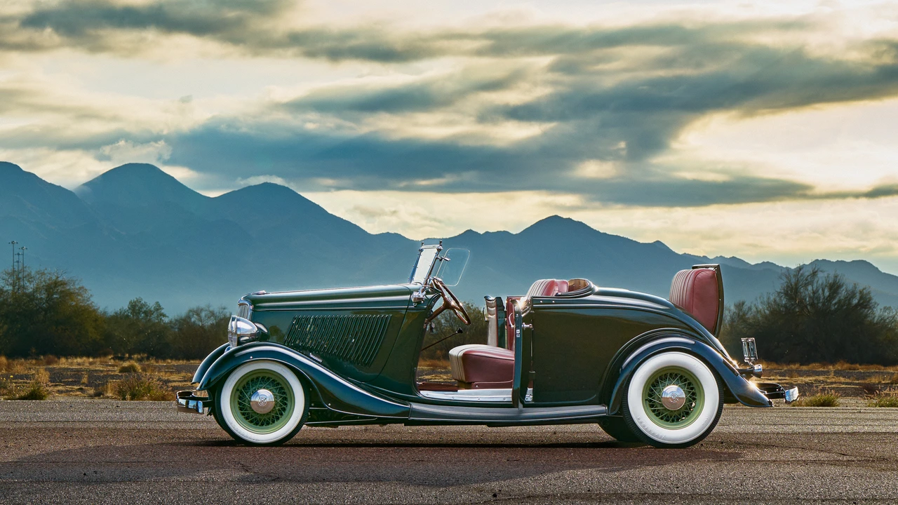 1933 Ford Model 18 & 40 - Image 16 of 31