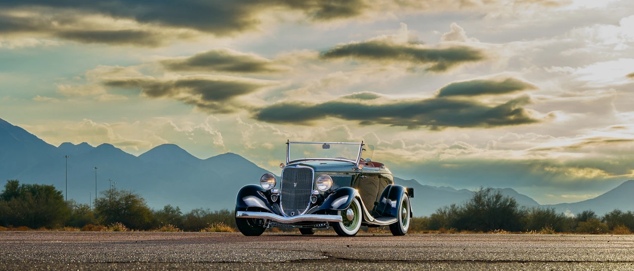 1933 Ford Model 18 & 40 - Image 2 of 31