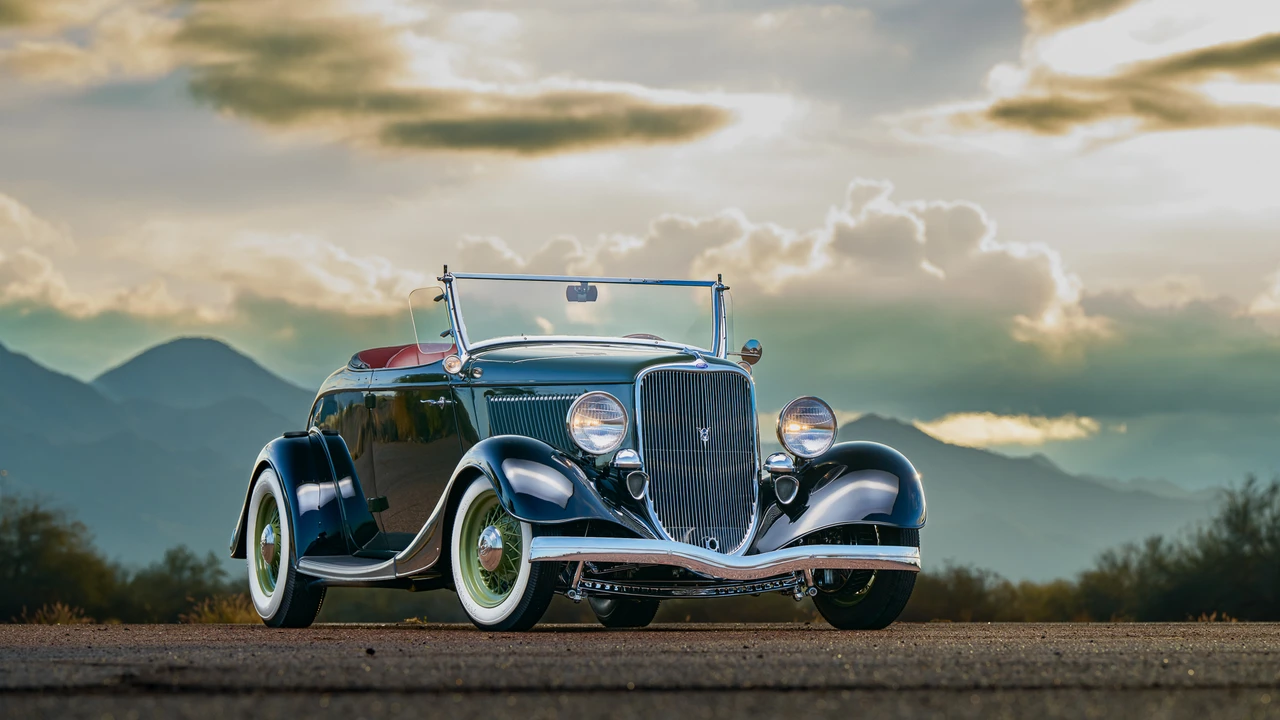 1933 Ford Model 18 & 40 - Image 3 of 31