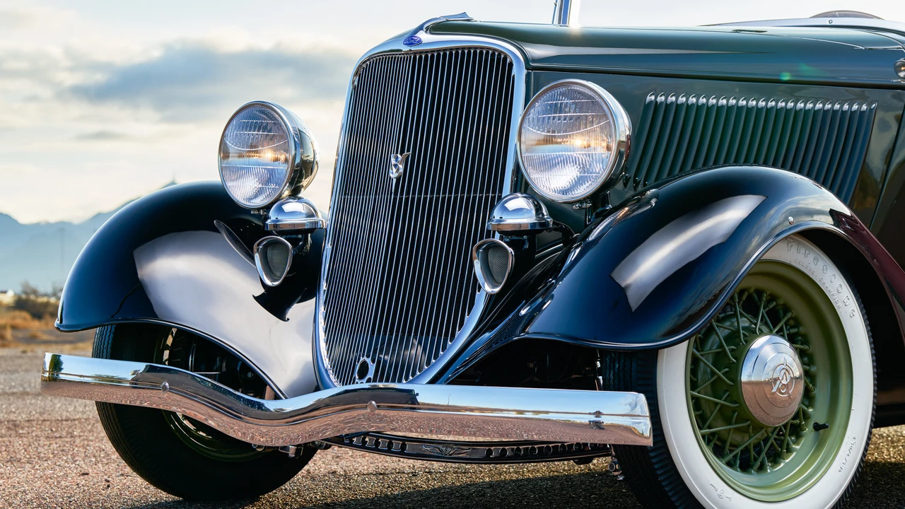 1933 Ford Model 18 & 40 - Image 30 of 31