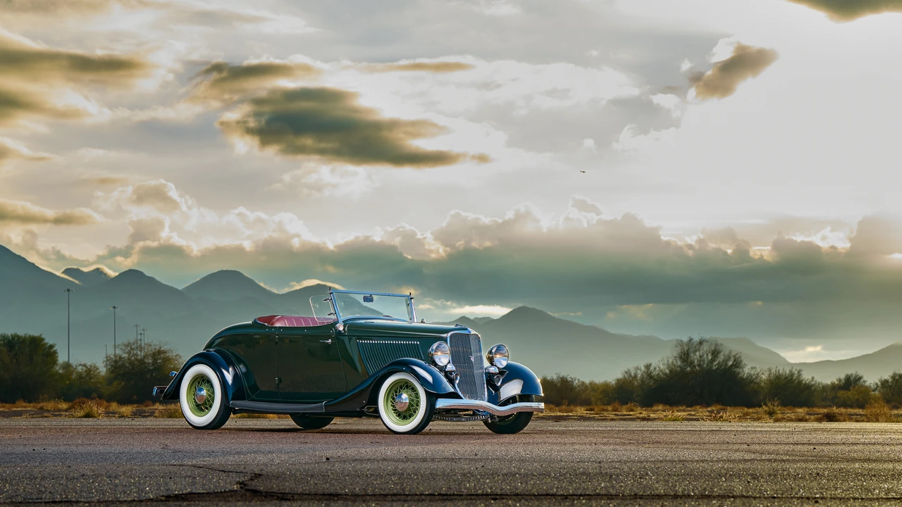 1933 Ford Model 18 & 40 - Image 4 of 31