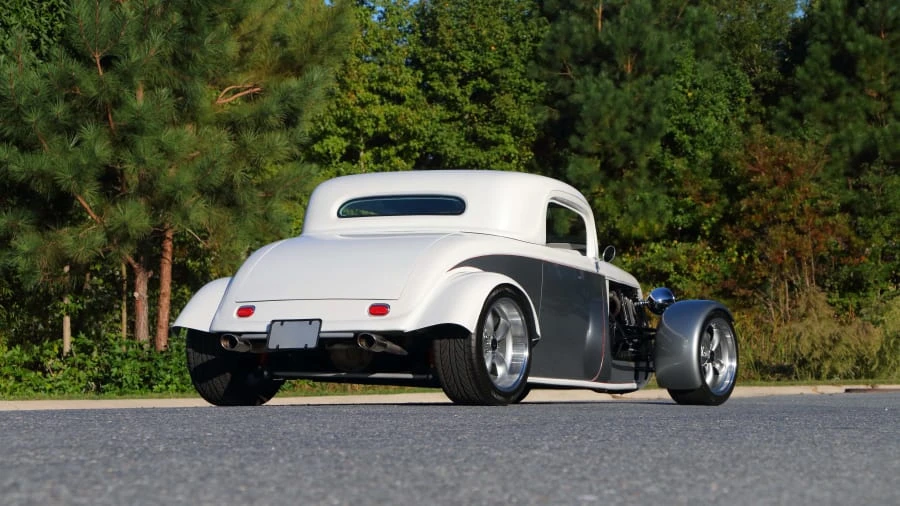 1933 Ford Model 18 & 40 - Image 3 of 12