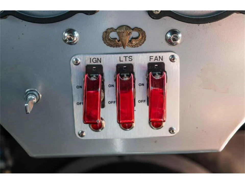 1933 Ford Model 18 & 40 - Image 10 of 16