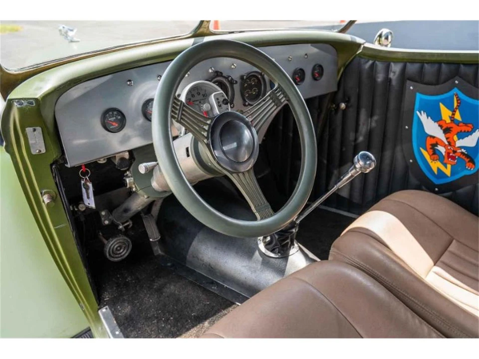 1933 Ford Model 18 & 40 - Image 4 of 16