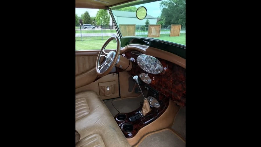 1933 Ford Model 18 & 40 - Image 3 of 10