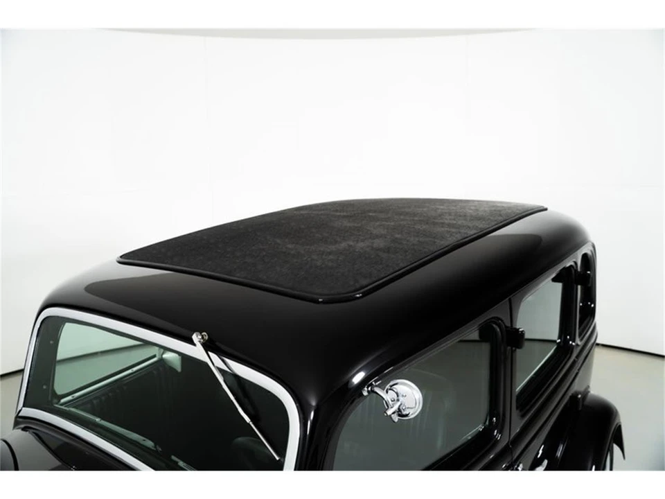 1933 Ford Standard & Deluxe & Super Deluxe - Image 7 of 31
