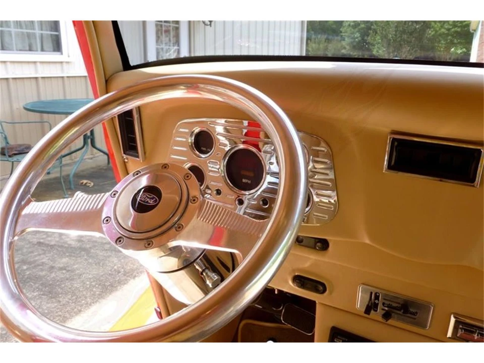 1933 Ford Standard & Deluxe & Super Deluxe - Image 9 of 12