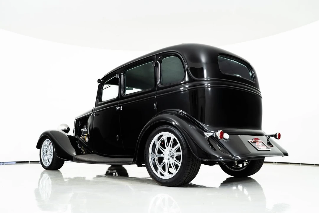 1933 Ford Model 18 & 40 - Image 11 of 31