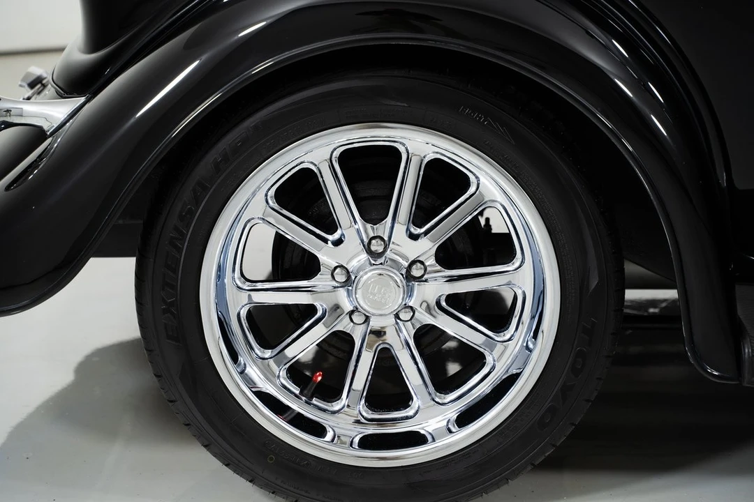 1933 Ford Model 18 & 40 - Image 16 of 31