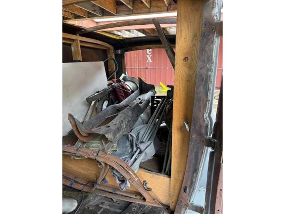 1933 Ford Model 18 & 40 - Image 7 of 23