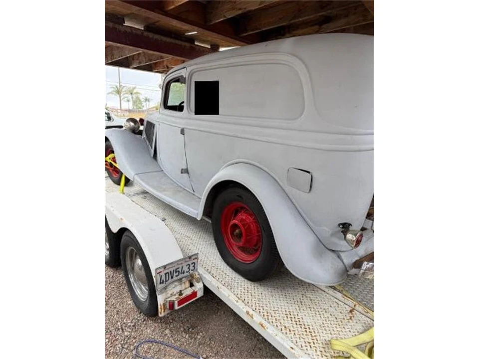 1933 Ford Model 18 & 40 - Image 2 of 23