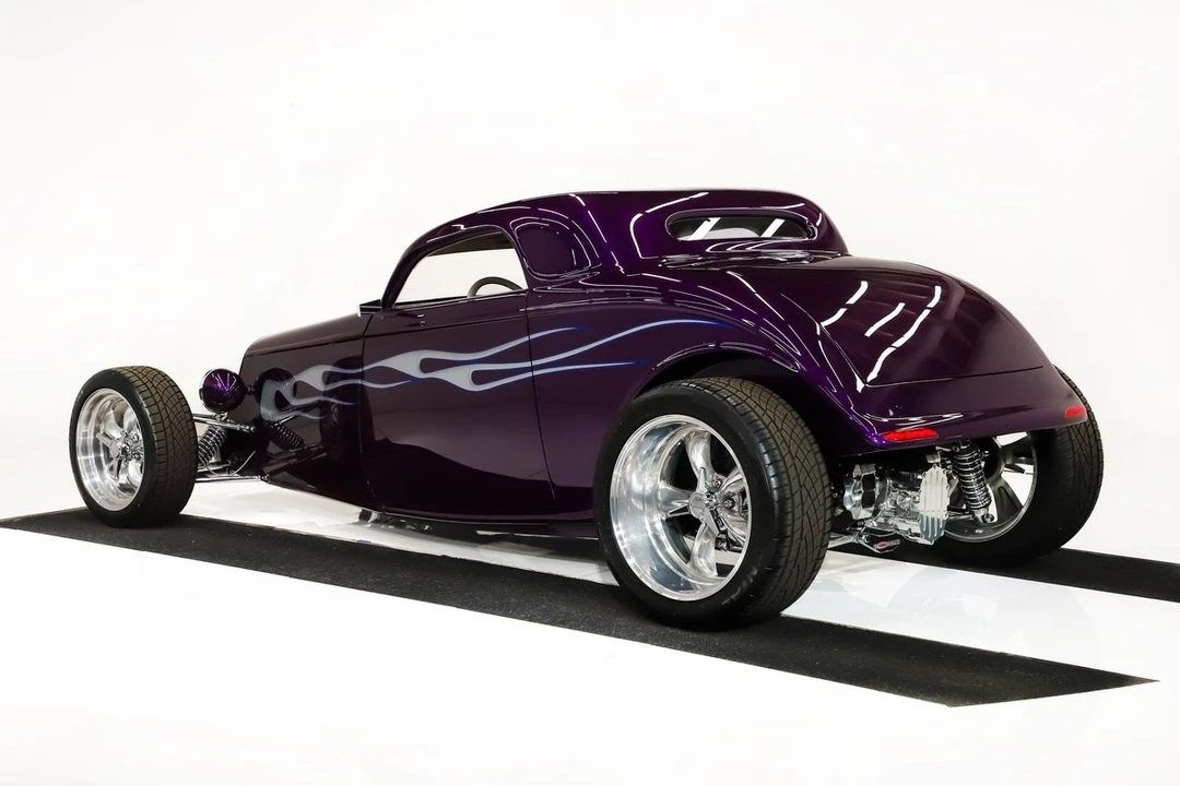 1933 Ford Model 18 & 40 - Image 8 of 31