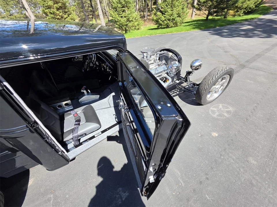 1933 Ford Hot Rod - Image 12 of 31