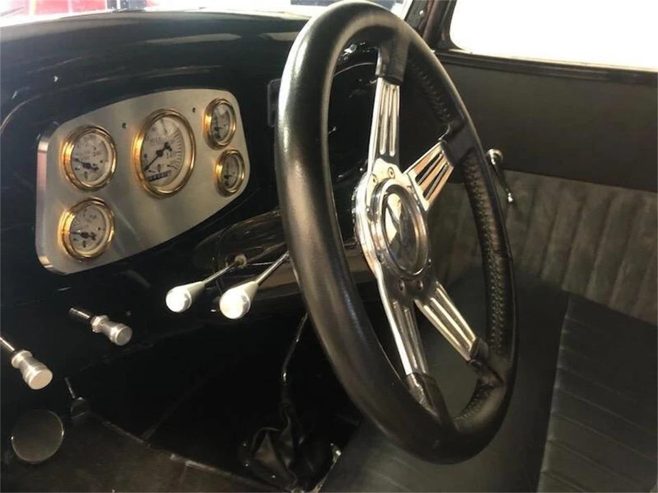 1933 Ford Model 18 & 40 - Image 6 of 12