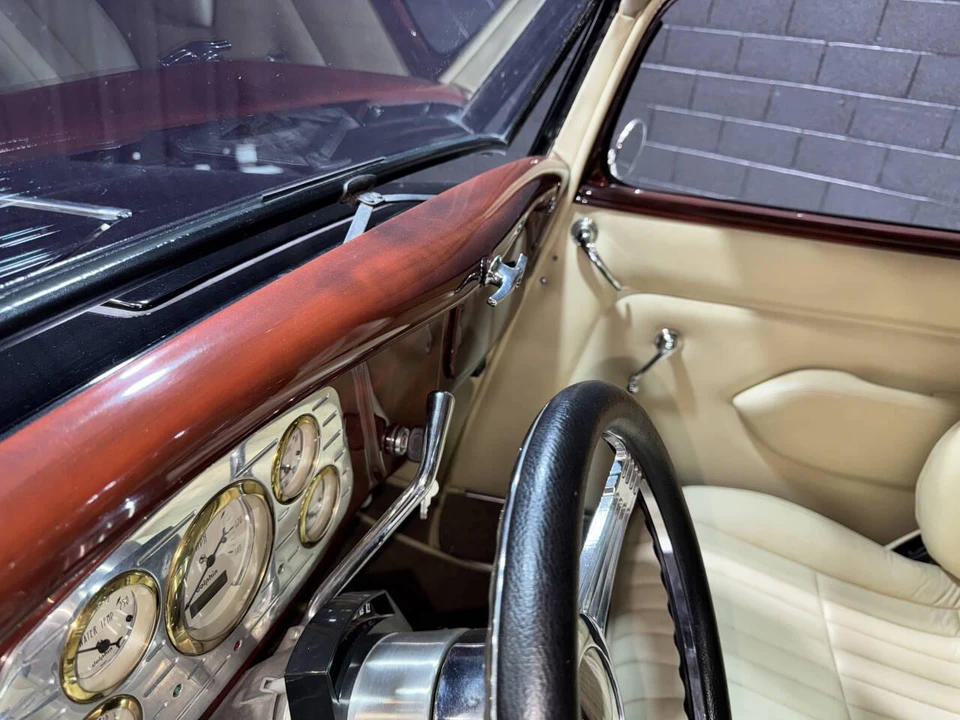 1933 Ford Model 18 & 40 - Image 17 of 25
