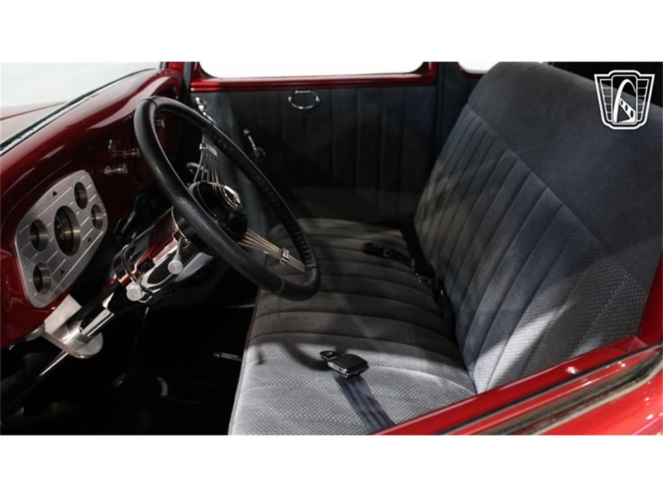 1933 Ford Standard & Deluxe & Super Deluxe - Image 30 of 31