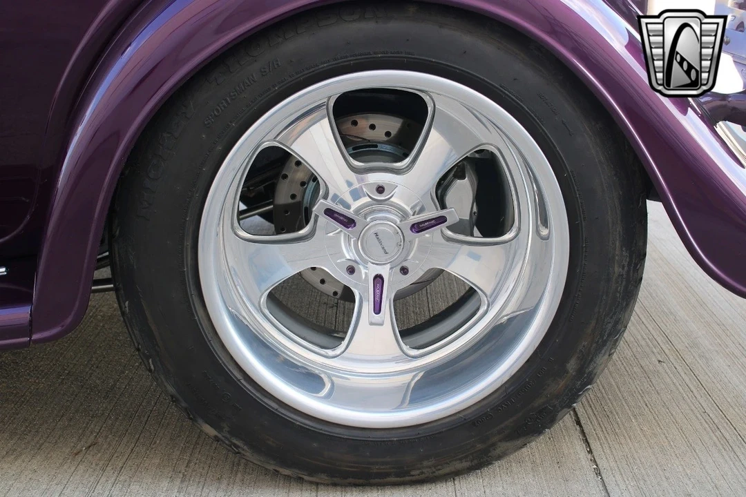 1933 Ford Model 18 & 40 - Image 9 of 21