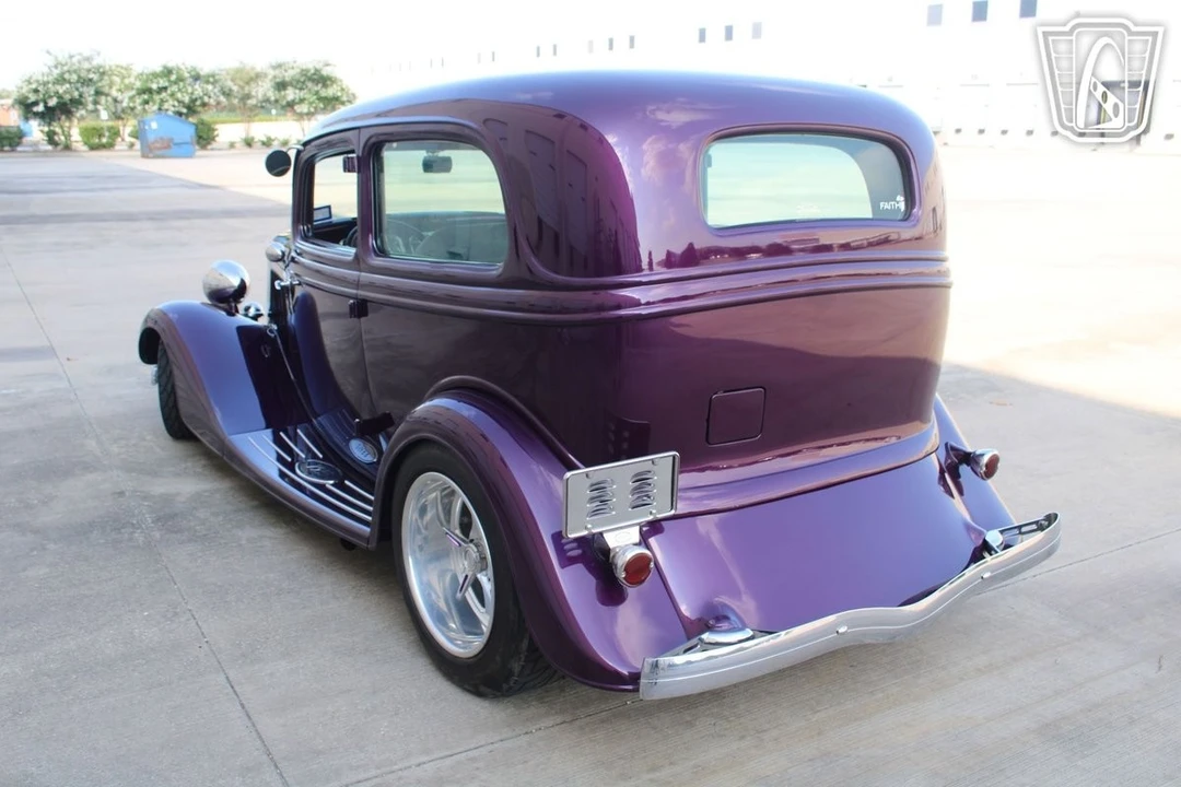 1933 Ford Model 18 & 40 - Image 8 of 12
