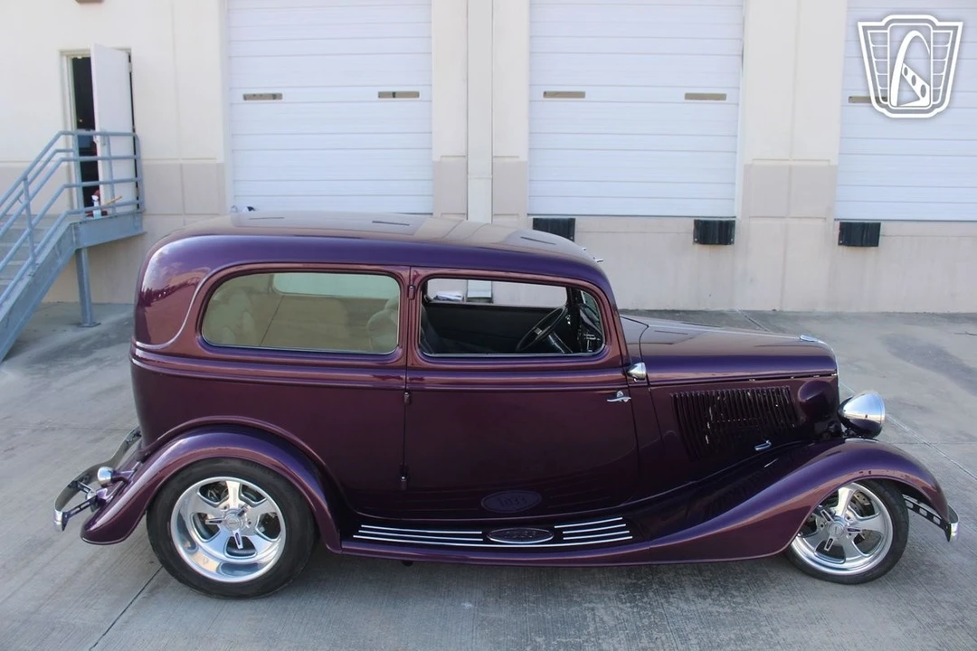 1933 Ford Model 18 & 40 - Image 17 of 21