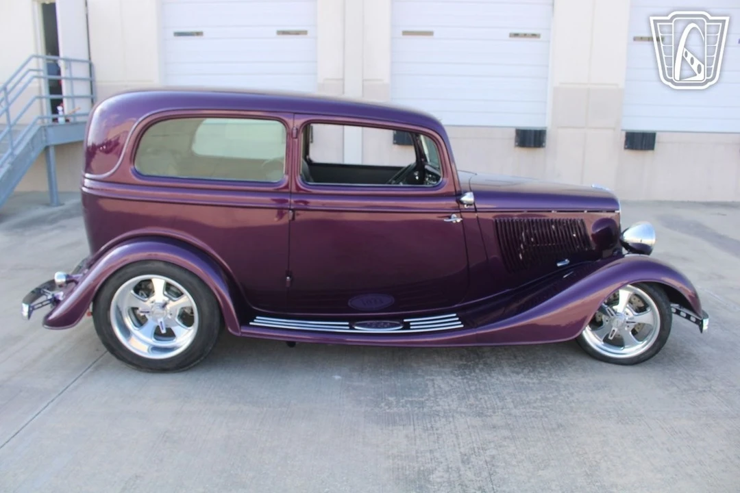 1933 Ford Model 18 & 40 - Image 18 of 21