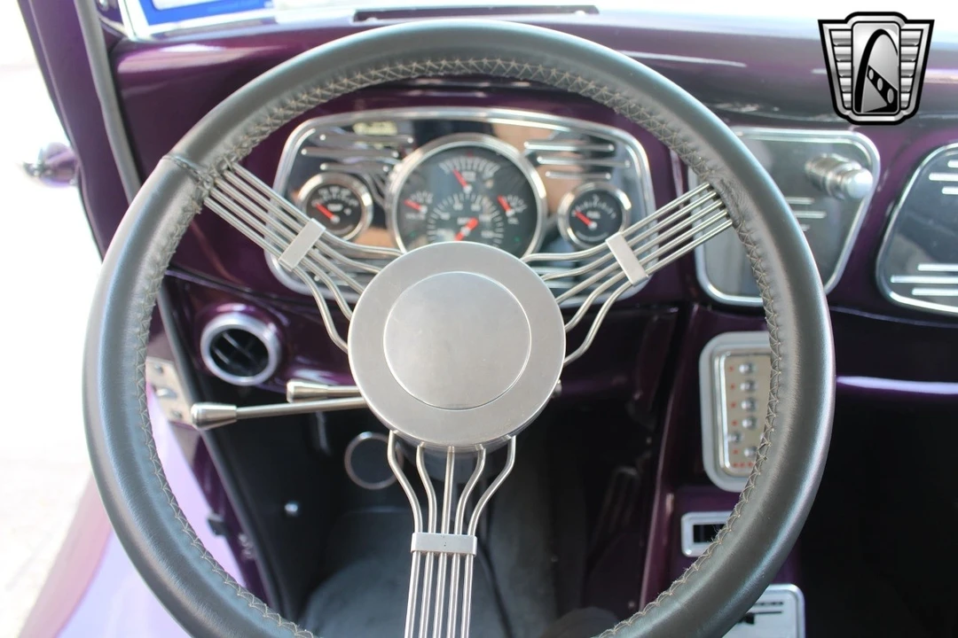 1933 Ford Model 18 & 40 - Image 20 of 21