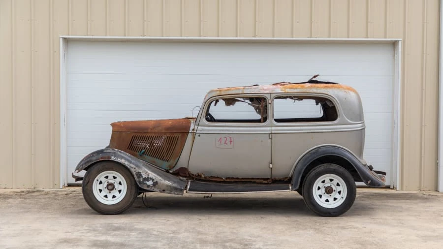 1933 Ford Model 18 & 40 - Image 2 of 10