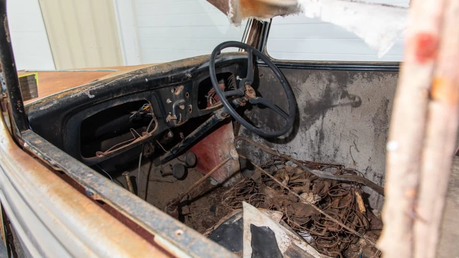 1933 Ford Model 18 & 40 - Image 4 of 10