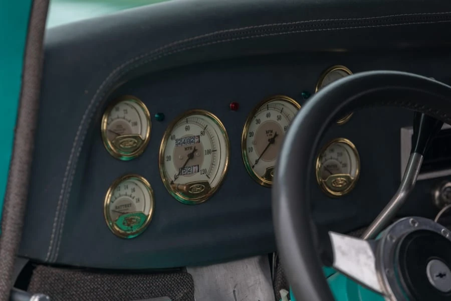 1933 Ford Model 18 & 40 - Image 24 of 31