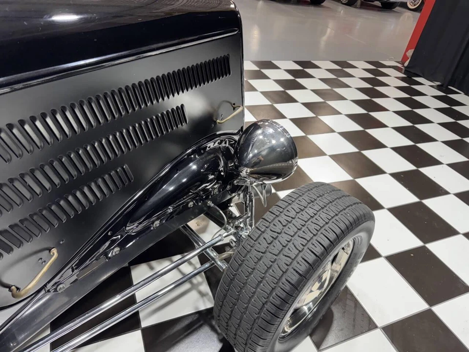 1933 Ford Model 18 & 40 - Image 9 of 26