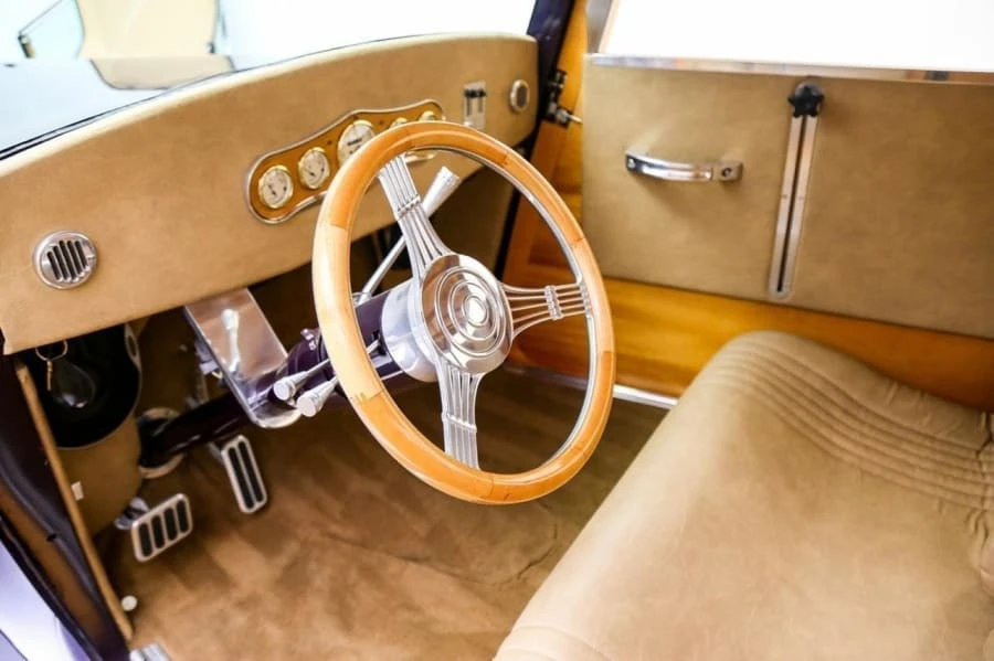 1933 Ford Model 18 & 40 - Image 28 of 31