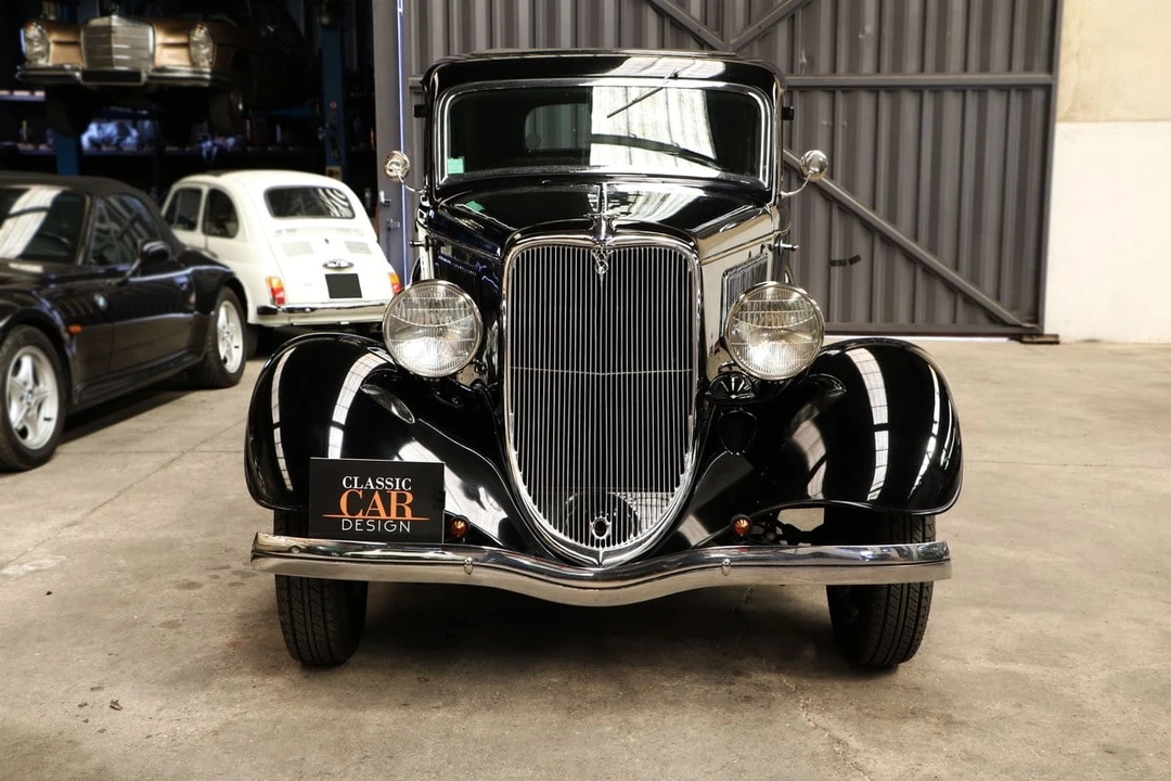 1933 Ford Model 18 & 40 - Image 3 of 30