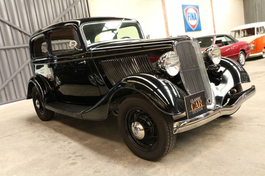 1933 Ford Model 18 & 40 - Image 2 of 30