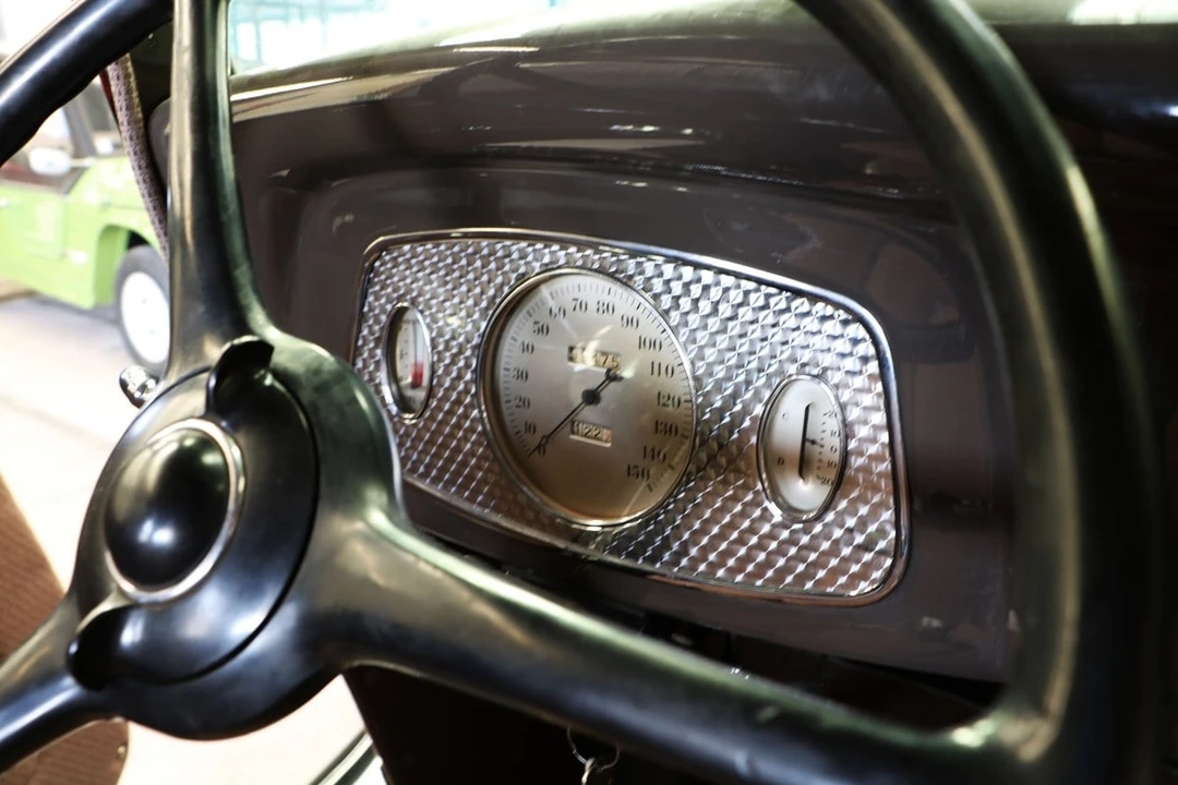 1933 Ford Model 18 & 40 - Image 13 of 30